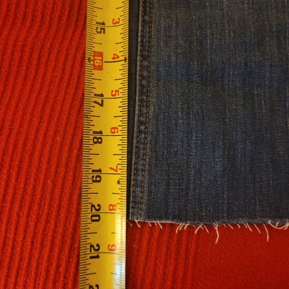 Judy Blue Cropped Denim Jeans Raw Hem Women's Size 25 Straight Leg Mid Rise - Picture 7 of 10